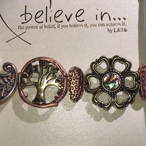 NWT Tree Leaf Flower metal bracelet